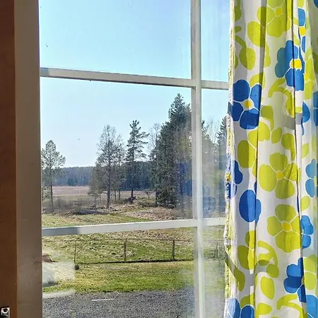 Maalaistalon Paeaetyhuoneisto Merikarvialla Tuorila